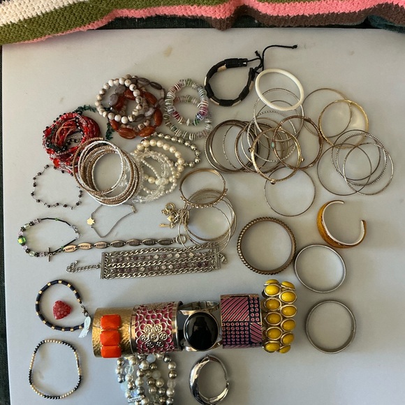 Various Jewelry - Assorted Women's Bangle and Bracelet Set - Yellow, Gold, Silver, Pearl